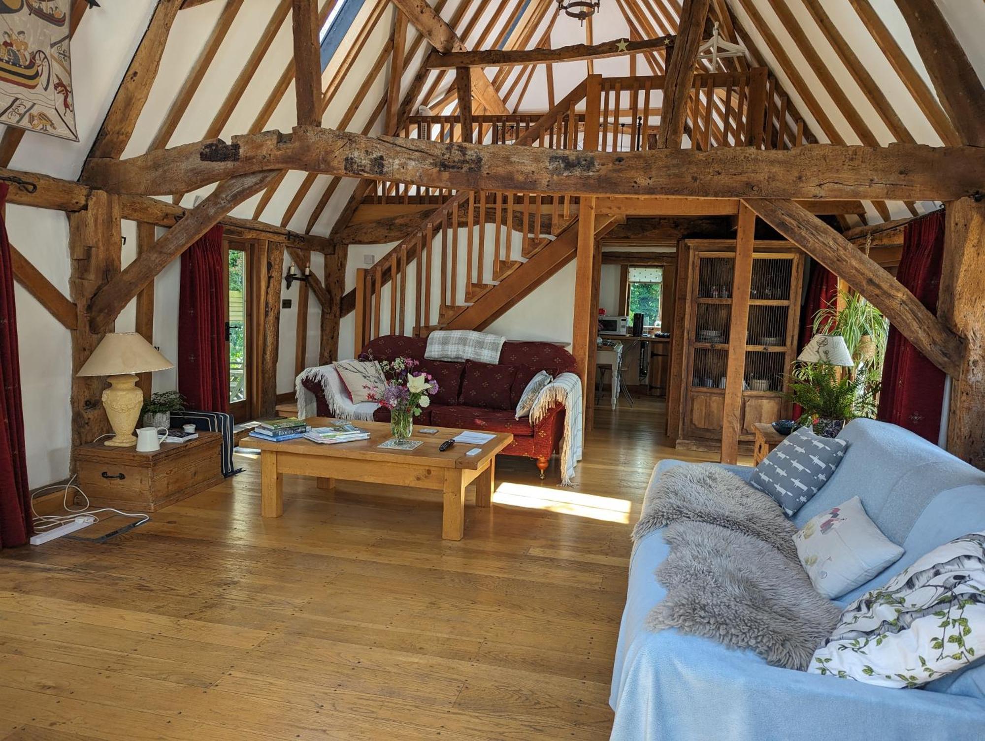 Cosy Listed Barn In Peaceful Country Village Granborough Exterior photo