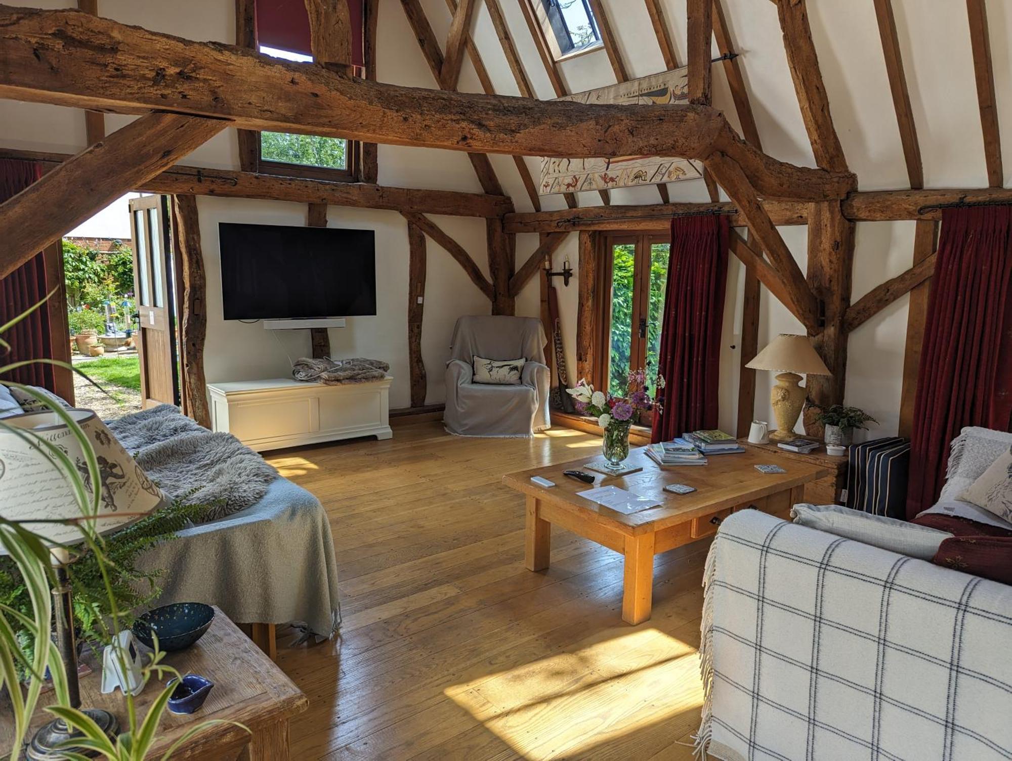 Cosy Listed Barn In Peaceful Country Village Granborough Exterior photo